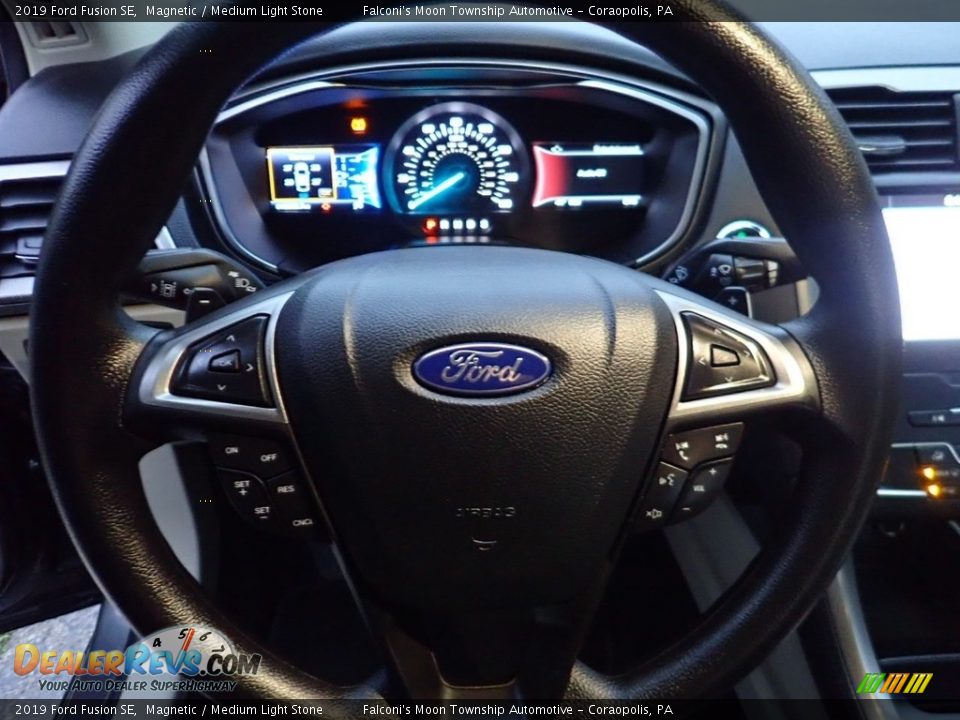 2019 Ford Fusion SE Magnetic / Medium Light Stone Photo #21