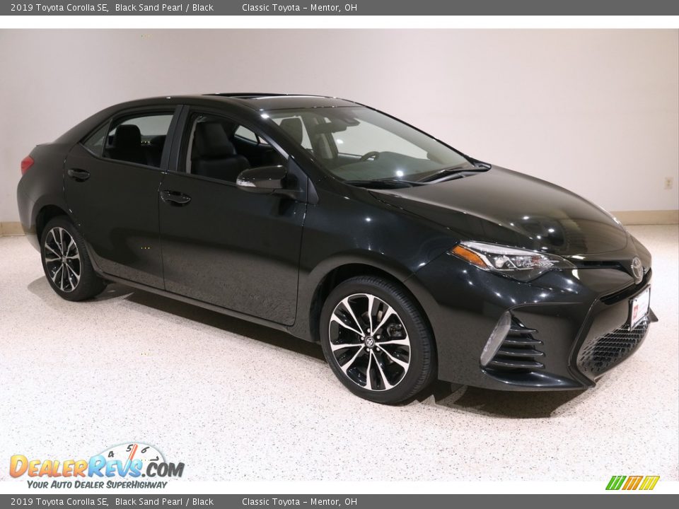 2019 Toyota Corolla SE Black Sand Pearl / Black Photo #1