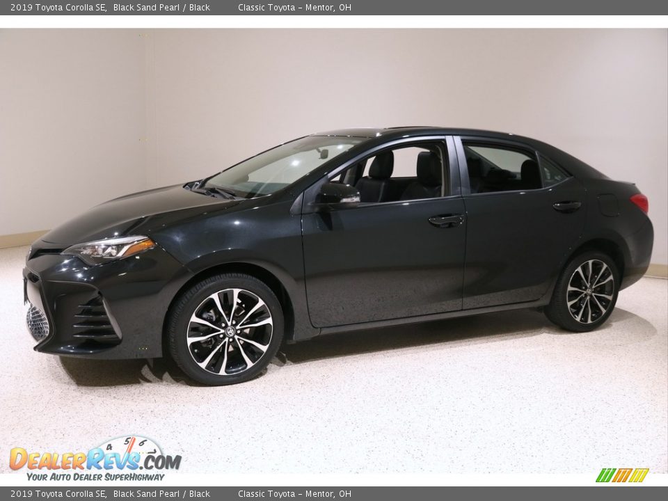 2019 Toyota Corolla SE Black Sand Pearl / Black Photo #3