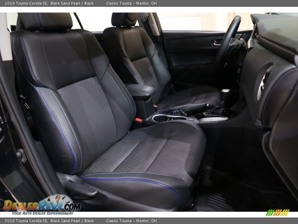2019 Toyota Corolla SE Black Sand Pearl / Black Photo #15