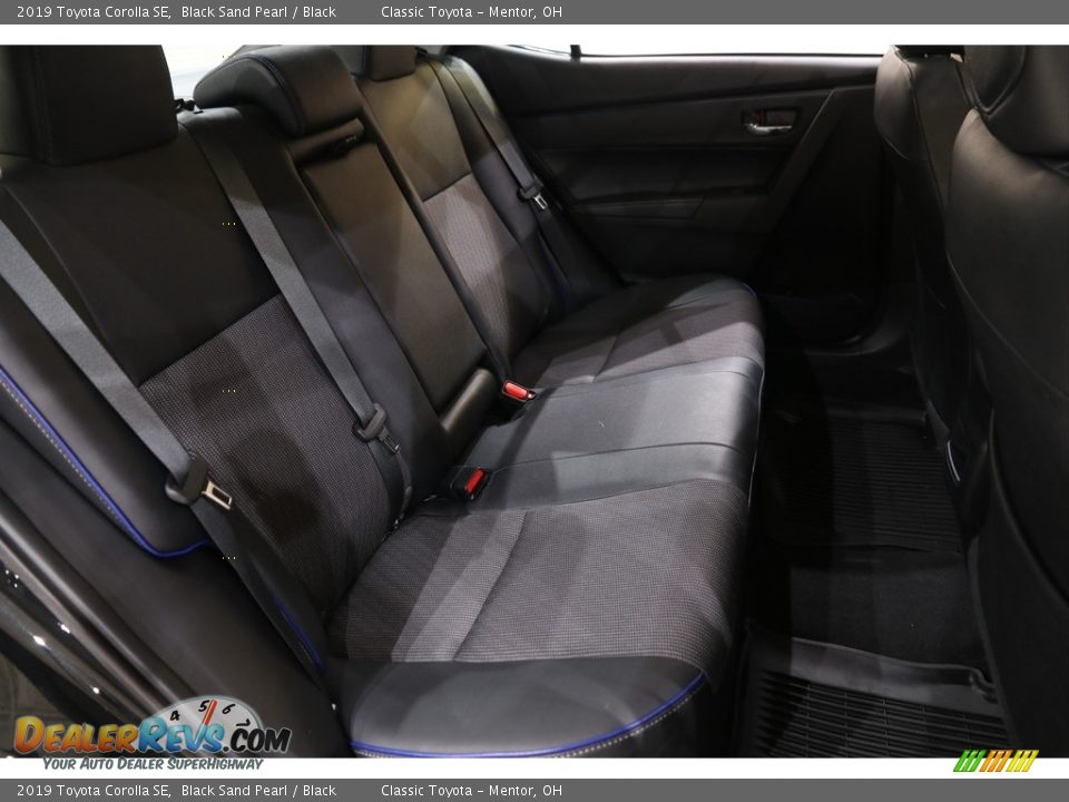2019 Toyota Corolla SE Black Sand Pearl / Black Photo #16