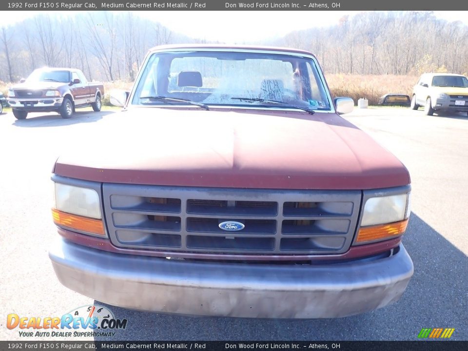 1992 Ford F150 S Regular Cab Medium Cabernet Red Metallic / Red Photo #4