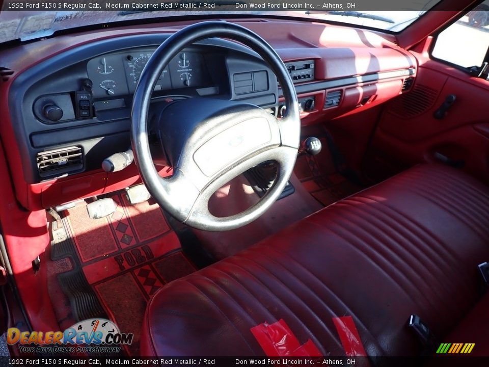 1992 Ford F150 S Regular Cab Medium Cabernet Red Metallic / Red Photo #14