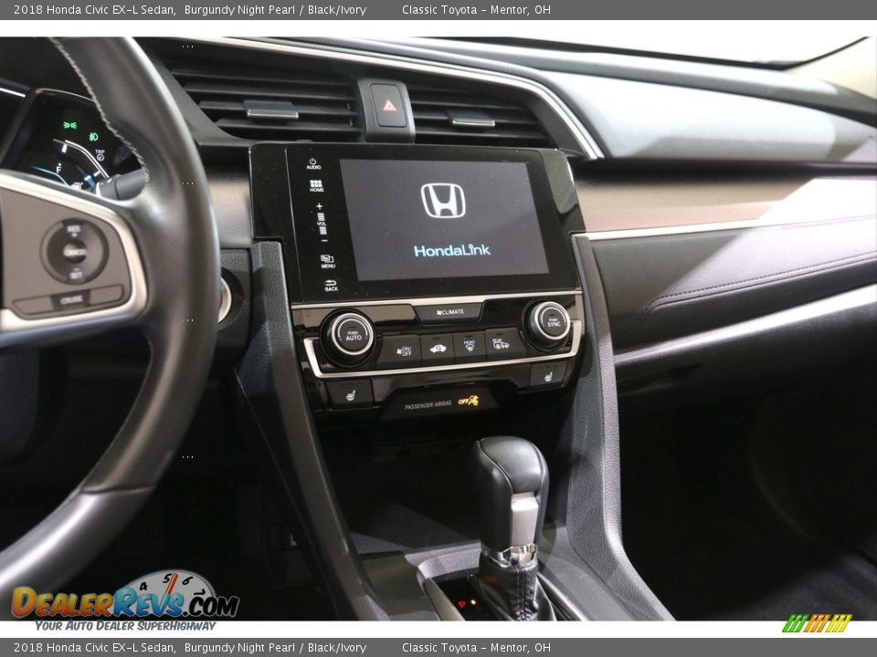 Dashboard of 2018 Honda Civic EX-L Sedan Photo #9