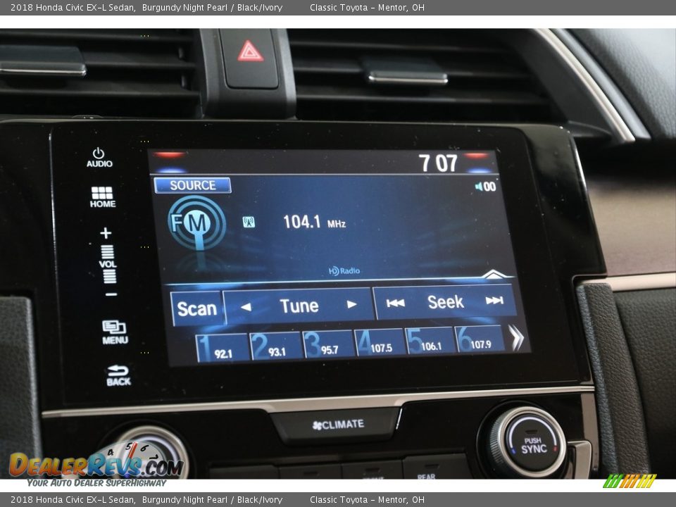 Audio System of 2018 Honda Civic EX-L Sedan Photo #11