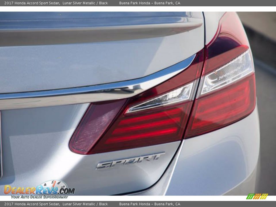 2017 Honda Accord Sport Sedan Lunar Silver Metallic / Black Photo #11