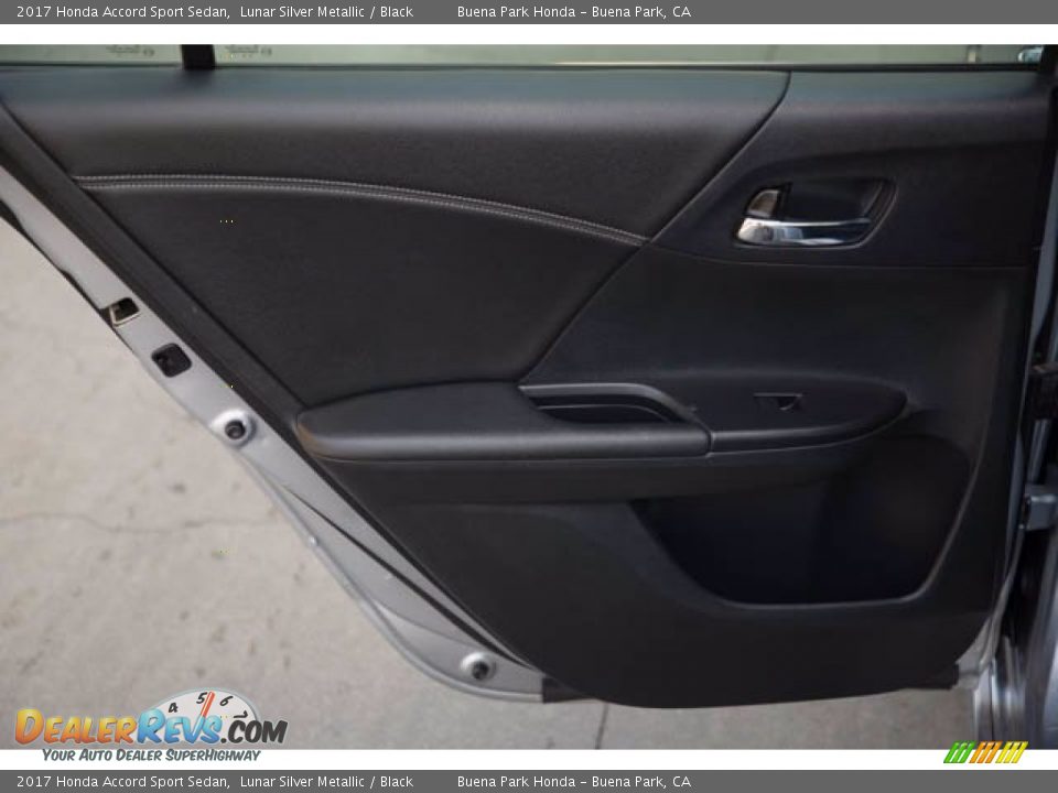 2017 Honda Accord Sport Sedan Lunar Silver Metallic / Black Photo #27