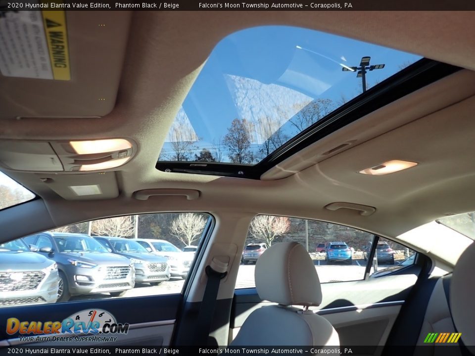 2020 Hyundai Elantra Value Edition Phantom Black / Beige Photo #13