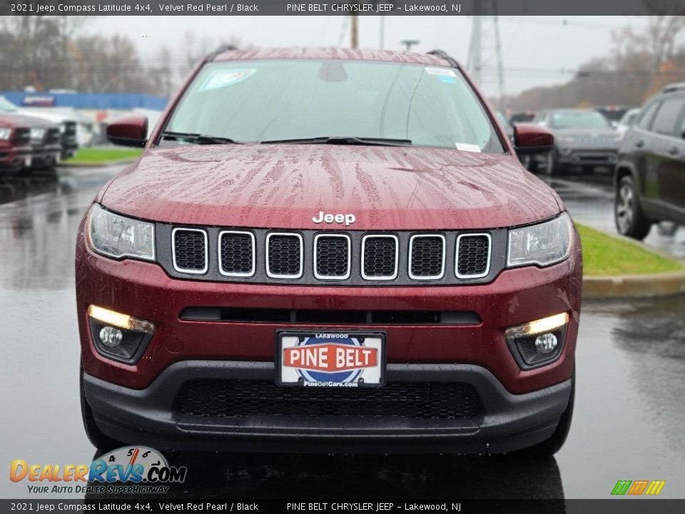 2021 Jeep Compass Latitude 4x4 Velvet Red Pearl / Black Photo #3