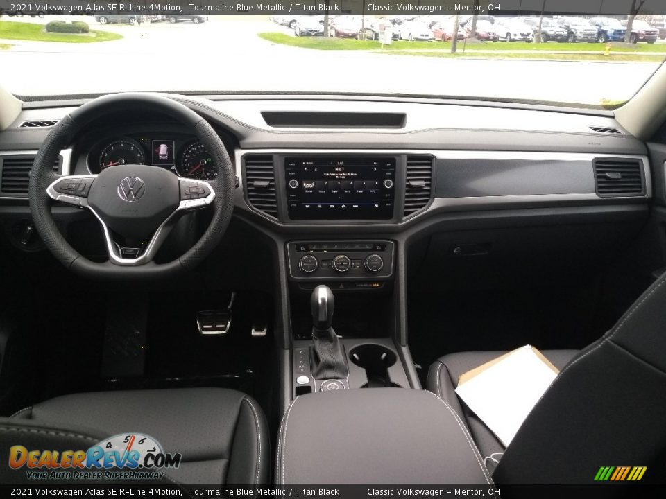 Titan Black Interior - 2021 Volkswagen Atlas SE R-Line 4Motion Photo #3