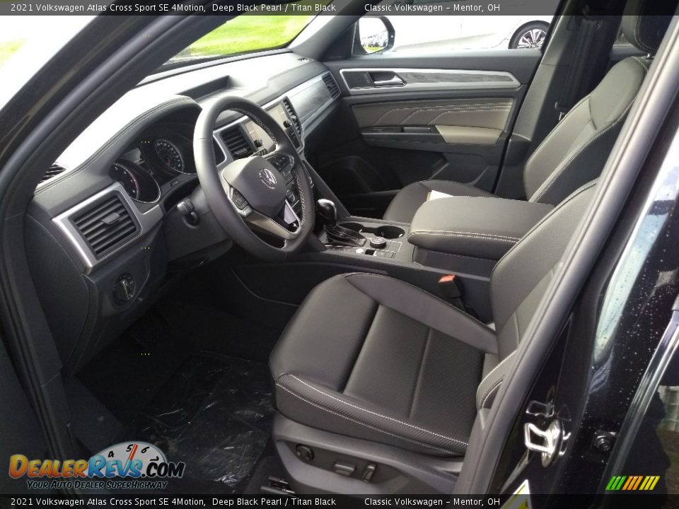 Titan Black Interior - 2021 Volkswagen Atlas Cross Sport SE 4Motion Photo #4