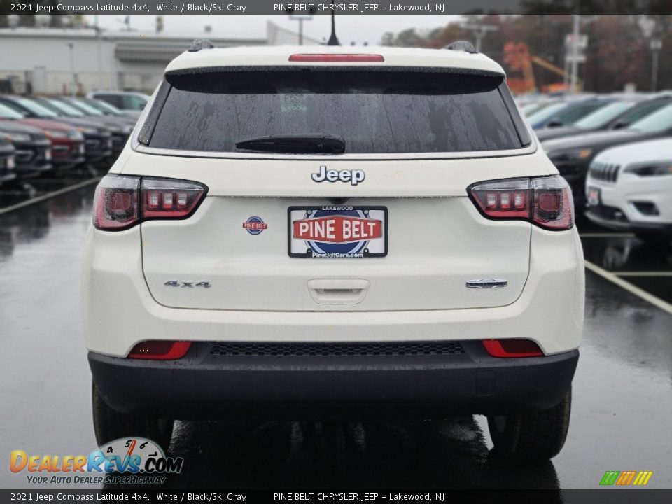 2021 Jeep Compass Latitude 4x4 White / Black/Ski Gray Photo #7