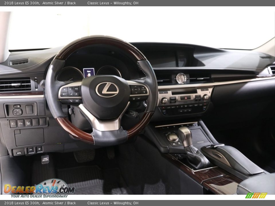 Dashboard of 2018 Lexus ES 300h Photo #6