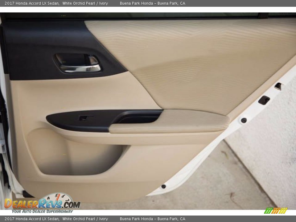 2017 Honda Accord LX Sedan White Orchid Pearl / Ivory Photo #30