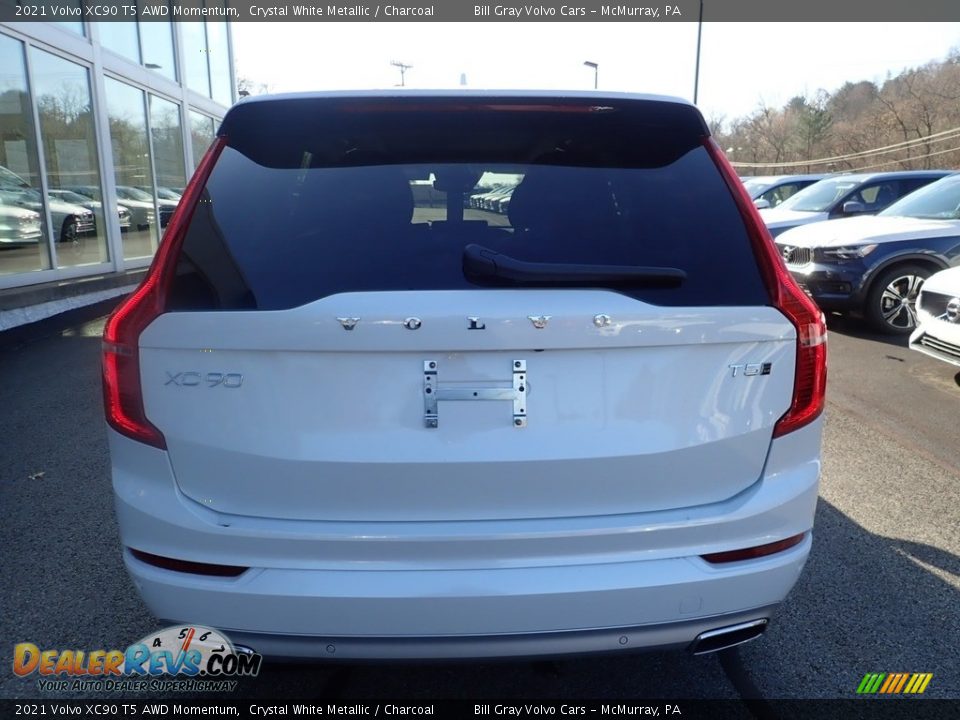 2021 Volvo XC90 T5 AWD Momentum Crystal White Metallic / Charcoal Photo #3