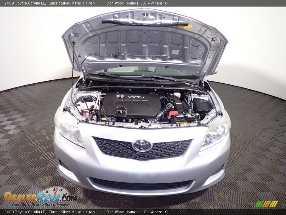 2009 Toyota Corolla LE Classic Silver Metallic / Ash Photo #5
