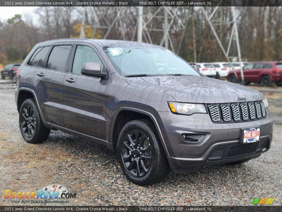 2021 Jeep Grand Cherokee Laredo 4x4 Granite Crystal Metallic / Black Photo #1