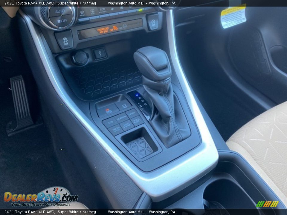 2021 Toyota RAV4 XLE AWD Shifter Photo #5