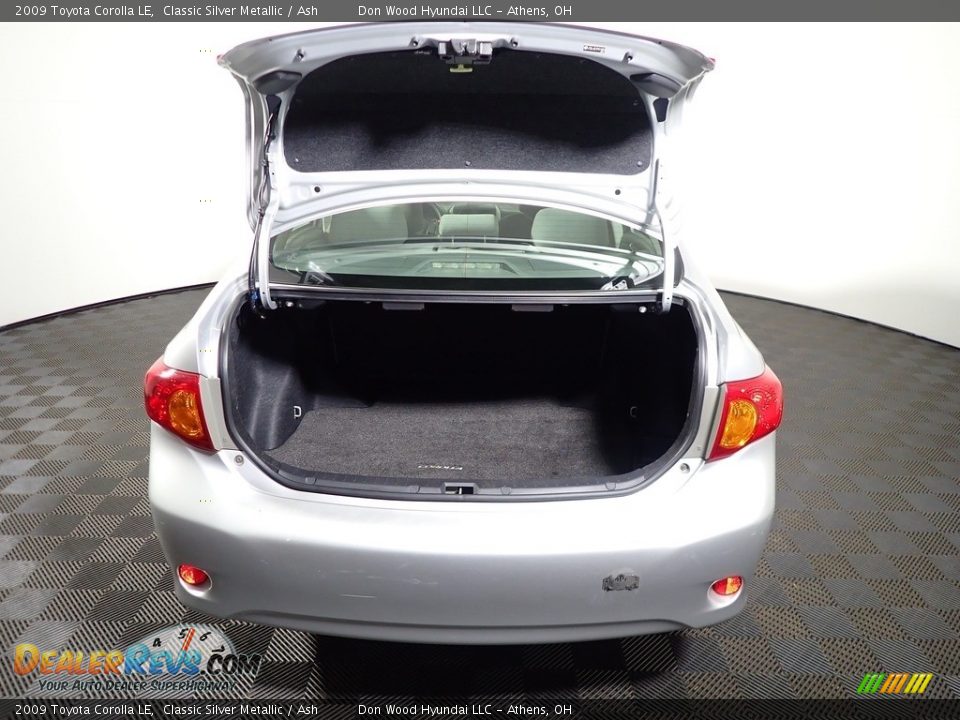 2009 Toyota Corolla LE Classic Silver Metallic / Ash Photo #12