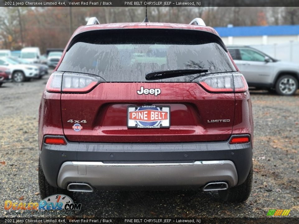 2021 Jeep Cherokee Limited 4x4 Velvet Red Pearl / Black Photo #7