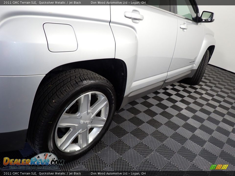 2011 GMC Terrain SLE Quicksilver Metallic / Jet Black Photo #20