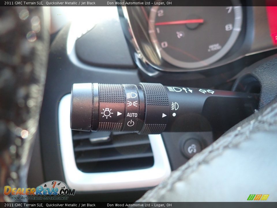 2011 GMC Terrain SLE Quicksilver Metallic / Jet Black Photo #24