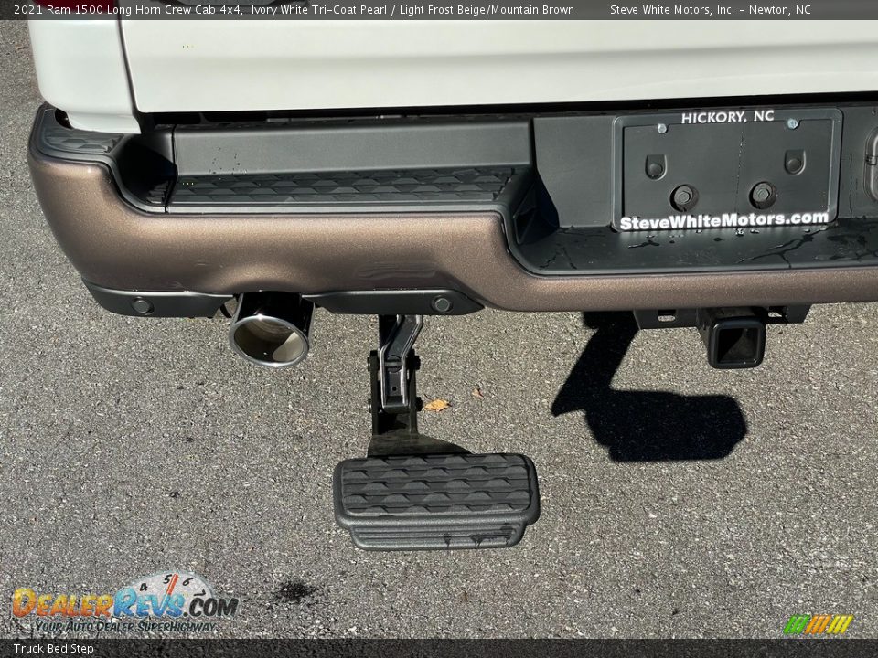 Truck Bed Step - 2021 Ram 1500