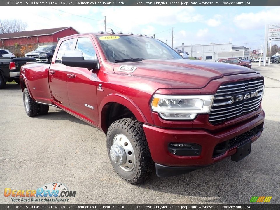 Front 3/4 View of 2019 Ram 3500 Laramie Crew Cab 4x4 Photo #8