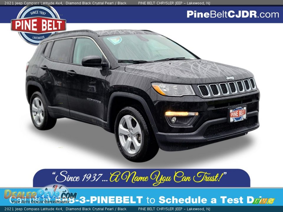 2021 Jeep Compass Latitude 4x4 Diamond Black Crystal Pearl / Black Photo #1