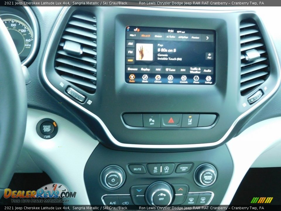 Controls of 2021 Jeep Cherokee Latitude Lux 4x4 Photo #15