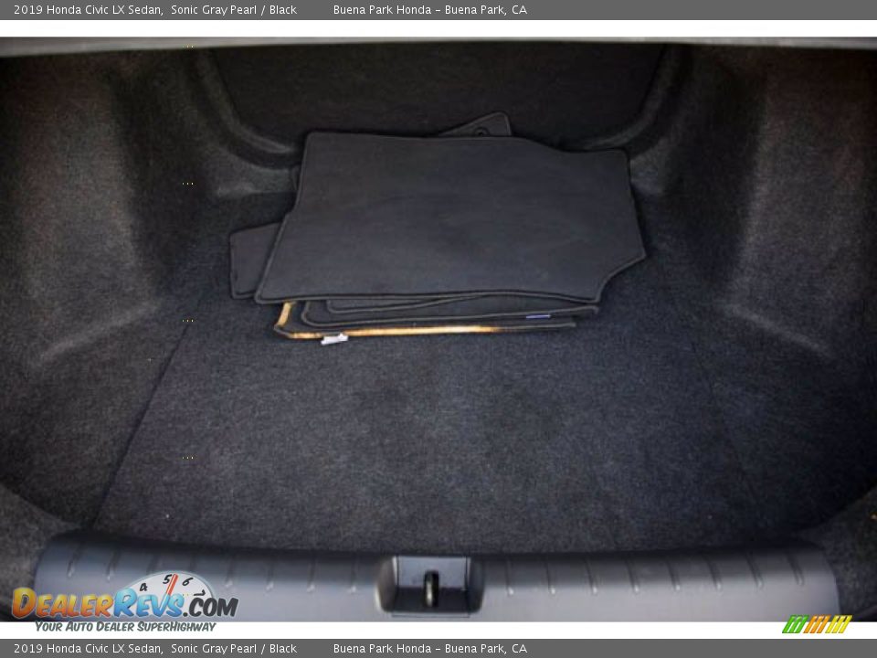 2019 Honda Civic LX Sedan Sonic Gray Pearl / Black Photo #21
