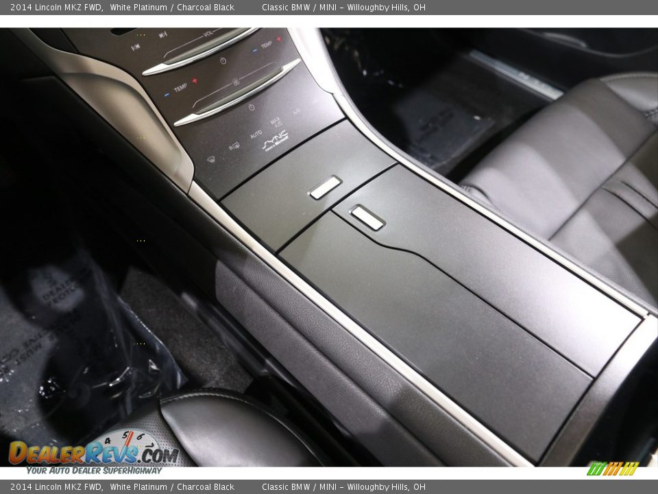 2014 Lincoln MKZ FWD White Platinum / Charcoal Black Photo #16
