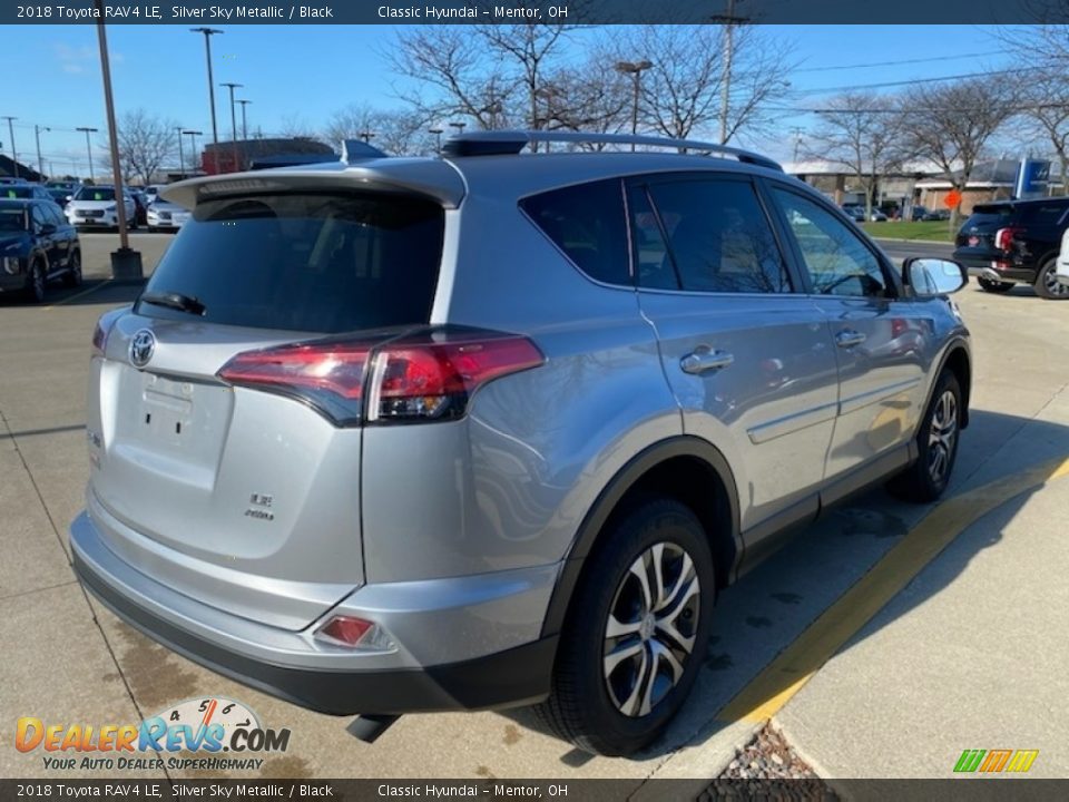 2018 Toyota RAV4 LE Silver Sky Metallic / Black Photo #2