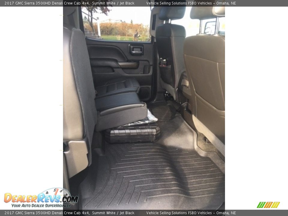 2017 GMC Sierra 3500HD Denali Crew Cab 4x4 Summit White / Jet Black Photo #8