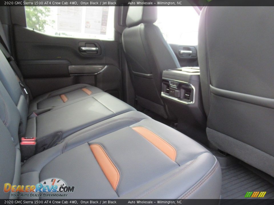 2020 GMC Sierra 1500 AT4 Crew Cab 4WD Onyx Black / Jet Black Photo #13