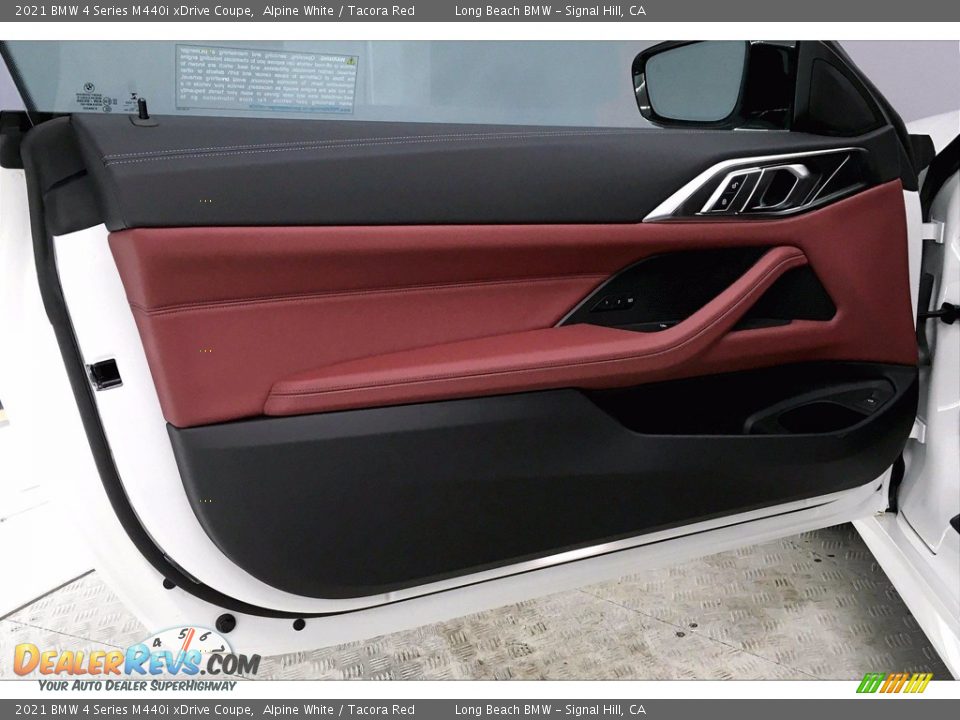Door Panel of 2021 BMW 4 Series M440i xDrive Coupe Photo #13
