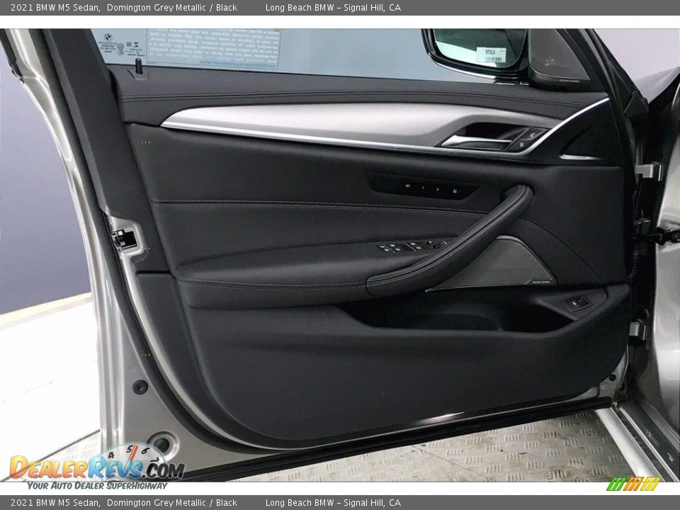 Door Panel of 2021 BMW M5 Sedan Photo #13
