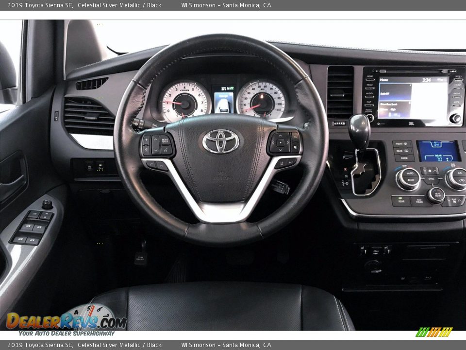2019 Toyota Sienna SE Celestial Silver Metallic / Black Photo #4