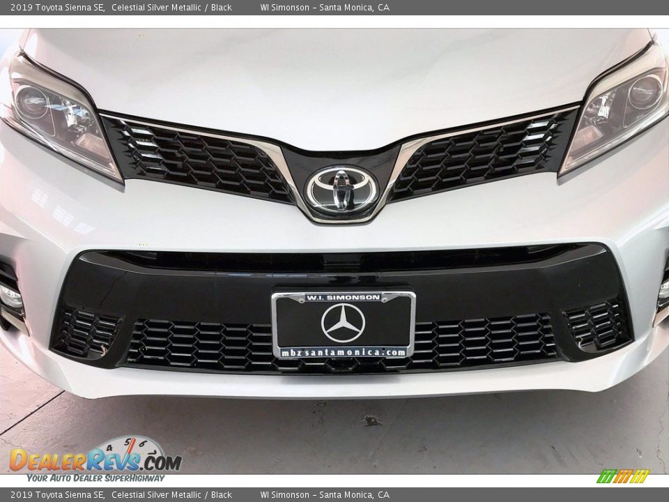 2019 Toyota Sienna SE Celestial Silver Metallic / Black Photo #30