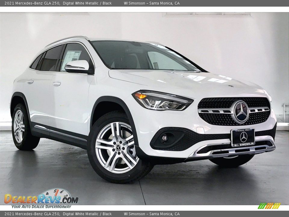 2021 Mercedes-Benz GLA 250 Digital White Metallic / Black Photo #12