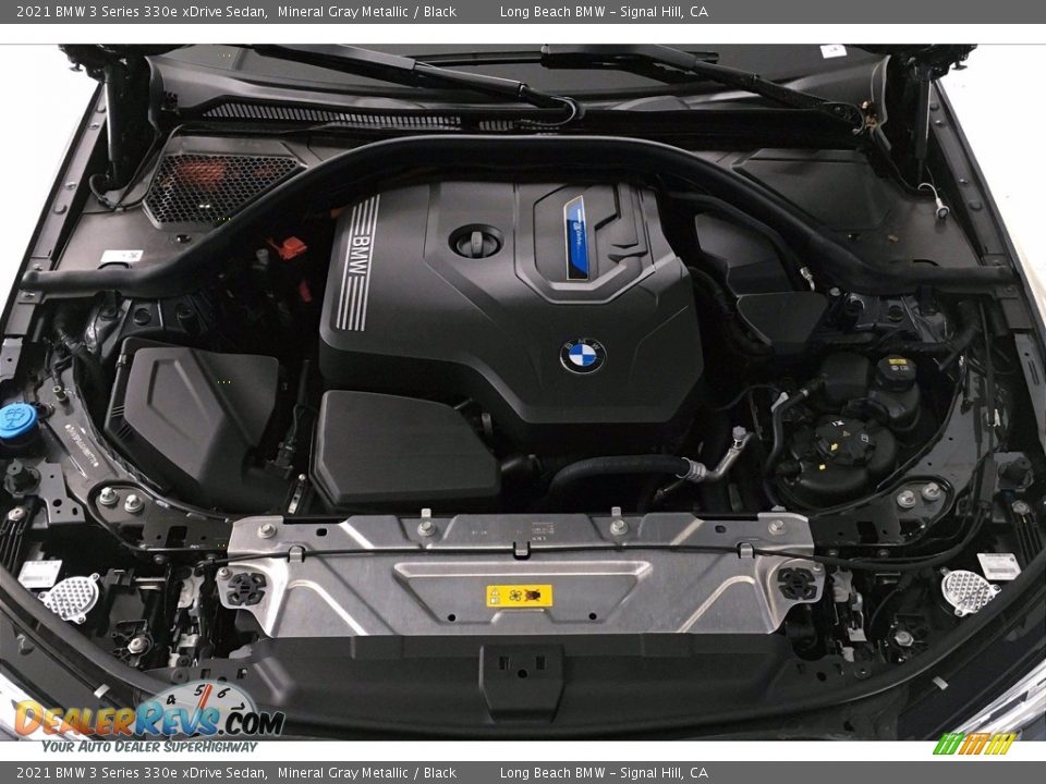 2021 BMW 3 Series 330e xDrive Sedan 2.0 Liter e TwinPower Turbocharged DOHC 16-Valve VVT 4 Cylinder Gasoline/Electric Hybrid Engine Photo #10