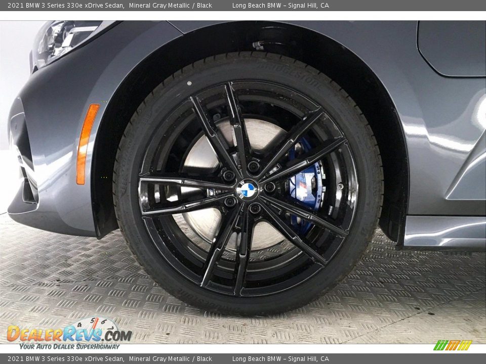 2021 BMW 3 Series 330e xDrive Sedan Wheel Photo #12