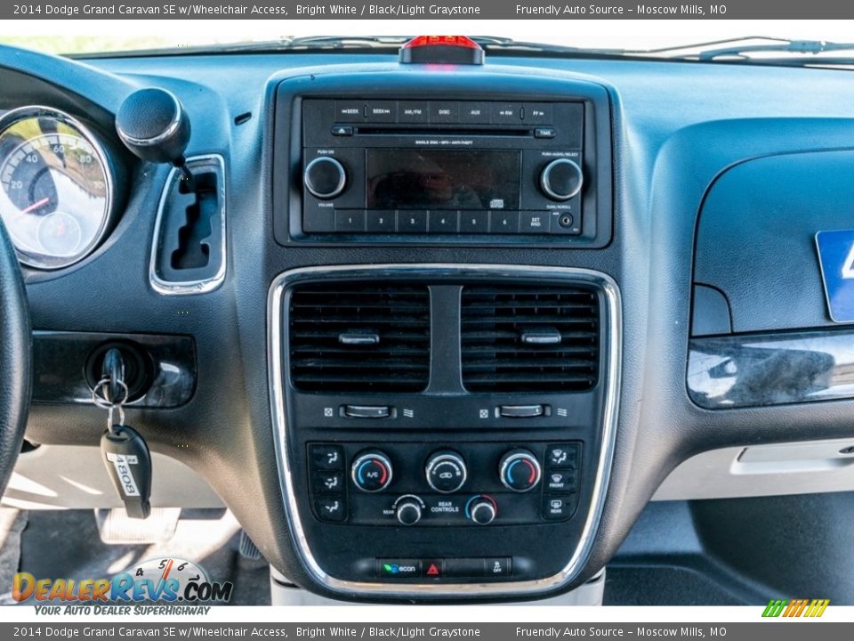 Controls of 2014 Dodge Grand Caravan SE w/Wheelchair Access Photo #30