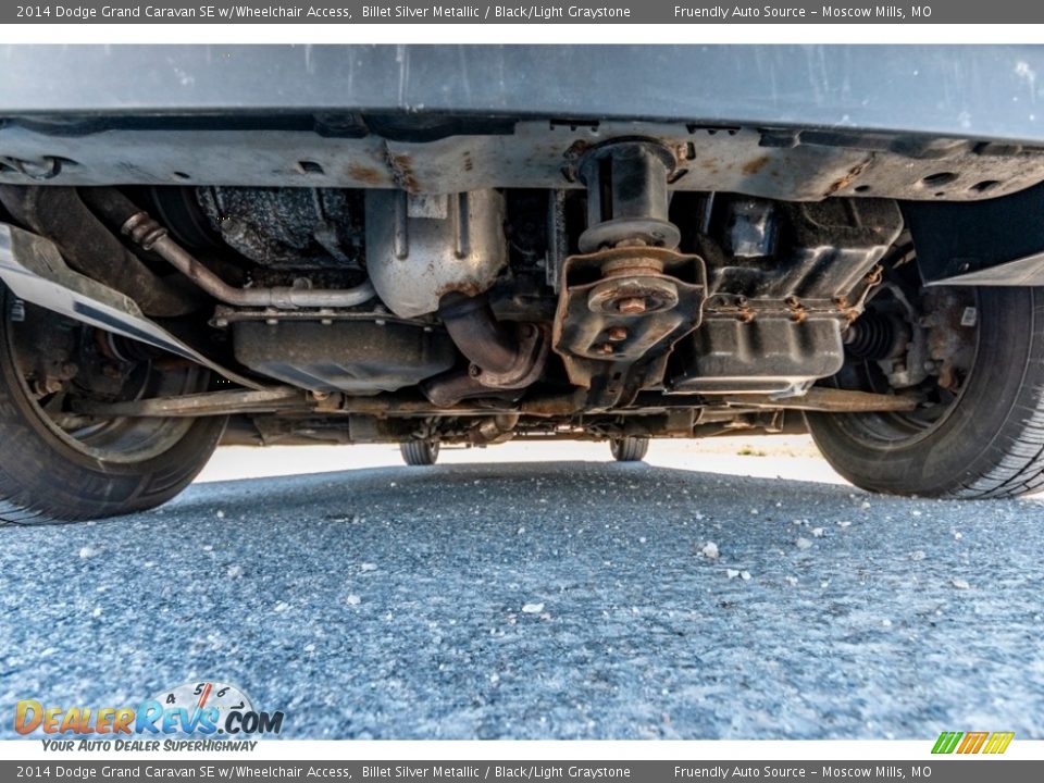 2014 Dodge Grand Caravan SE w/Wheelchair Access Billet Silver Metallic / Black/Light Graystone Photo #10