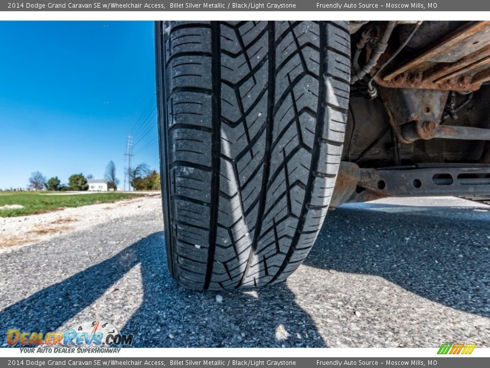 2014 Dodge Grand Caravan SE w/Wheelchair Access Billet Silver Metallic / Black/Light Graystone Photo #14