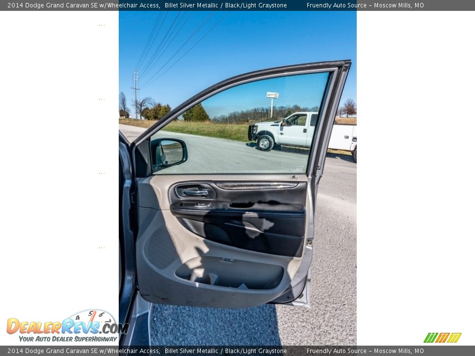 2014 Dodge Grand Caravan SE w/Wheelchair Access Billet Silver Metallic / Black/Light Graystone Photo #26