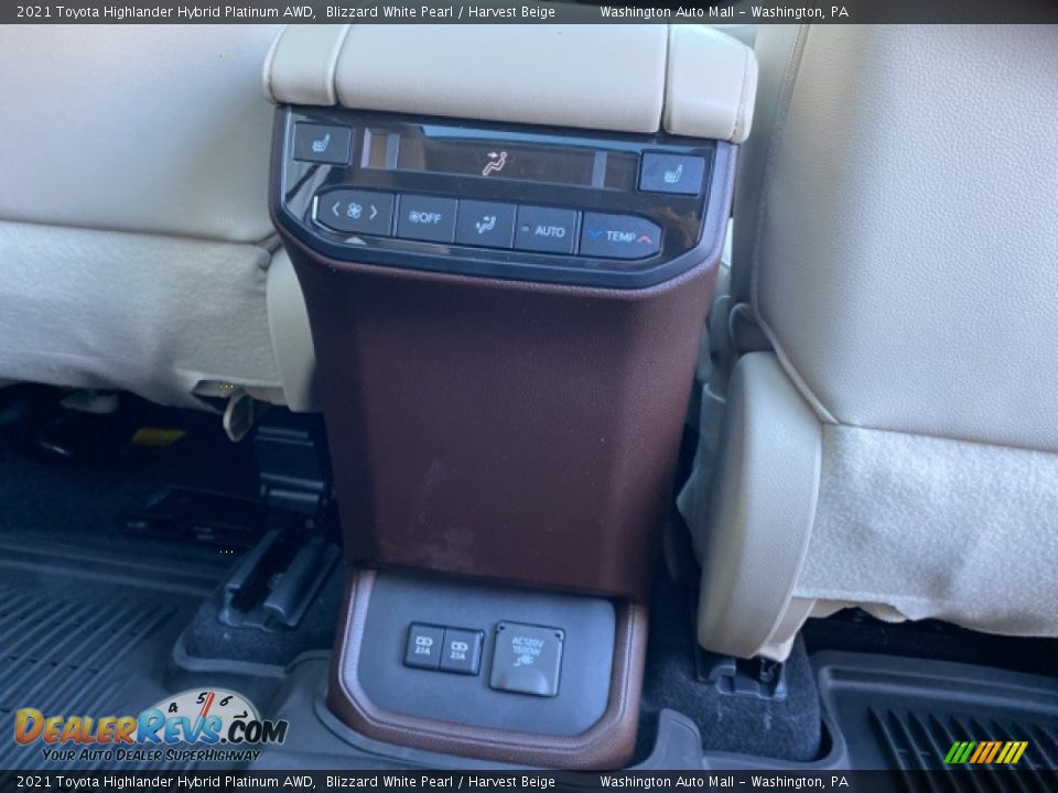 Rear Seat of 2021 Toyota Highlander Hybrid Platinum AWD Photo #29