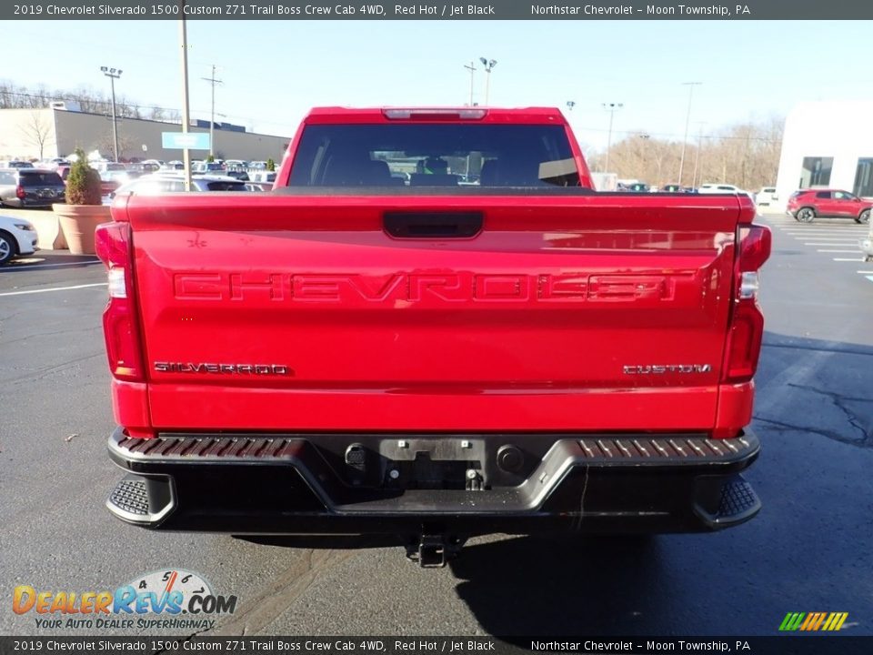 2019 Chevrolet Silverado 1500 Custom Z71 Trail Boss Crew Cab 4WD Red Hot / Jet Black Photo #6