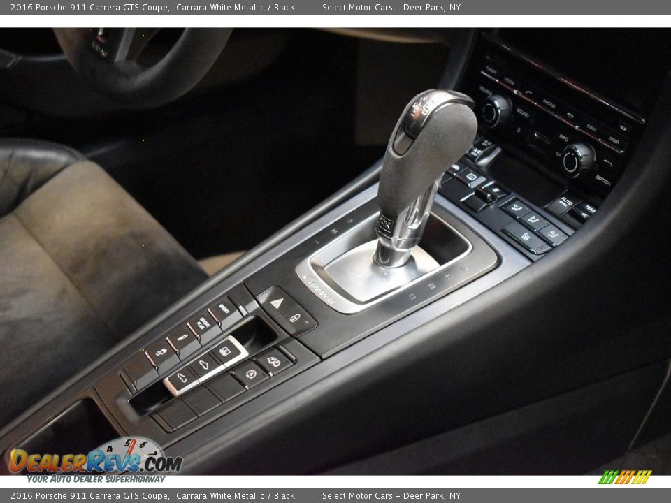 2016 Porsche 911 Carrera GTS Coupe Shifter Photo #14