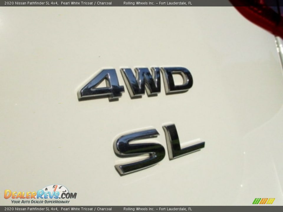 2020 Nissan Pathfinder SL 4x4 Logo Photo #17